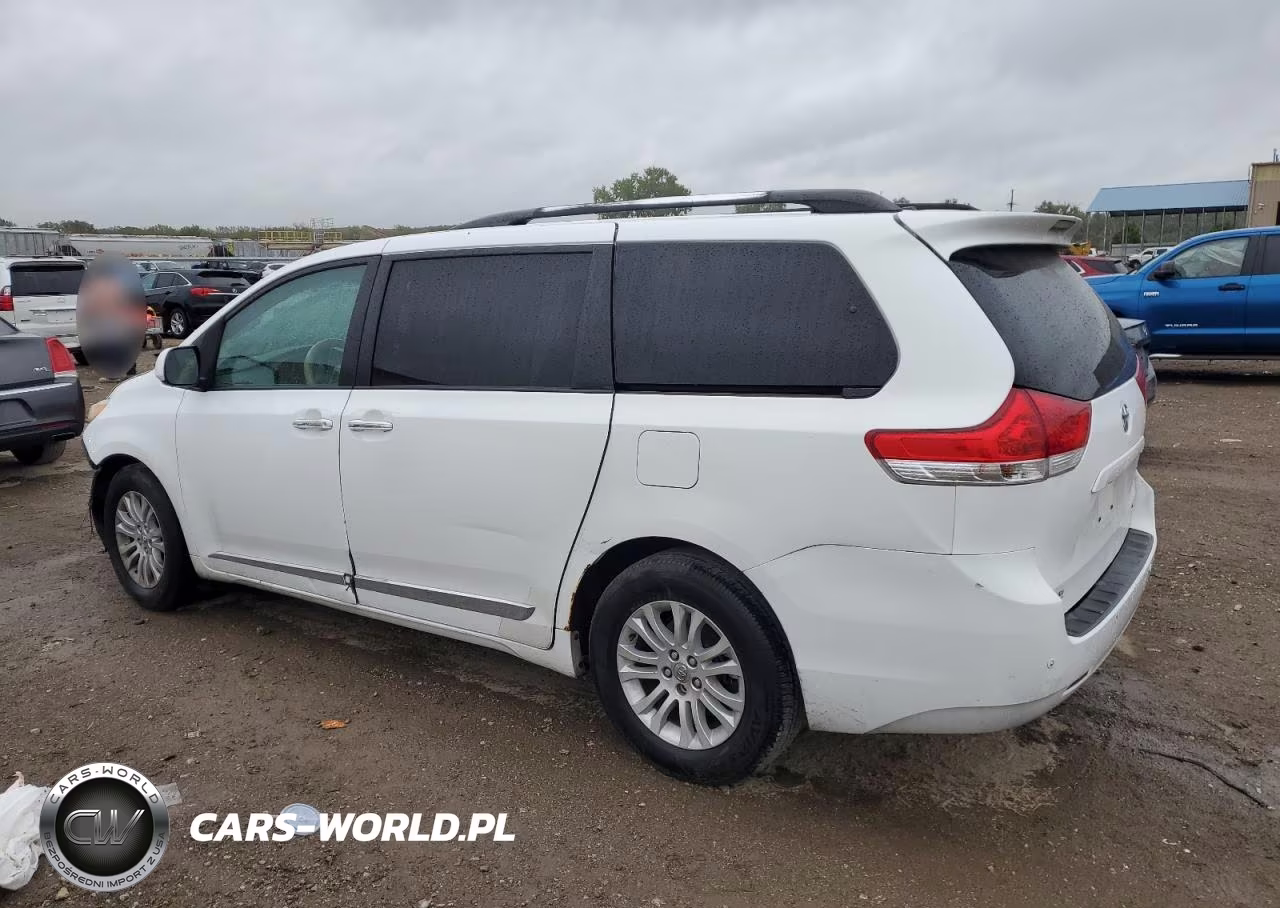 2012 Toyota Sienna Xle VIN:5TDYK3DC4CS208158 - 2