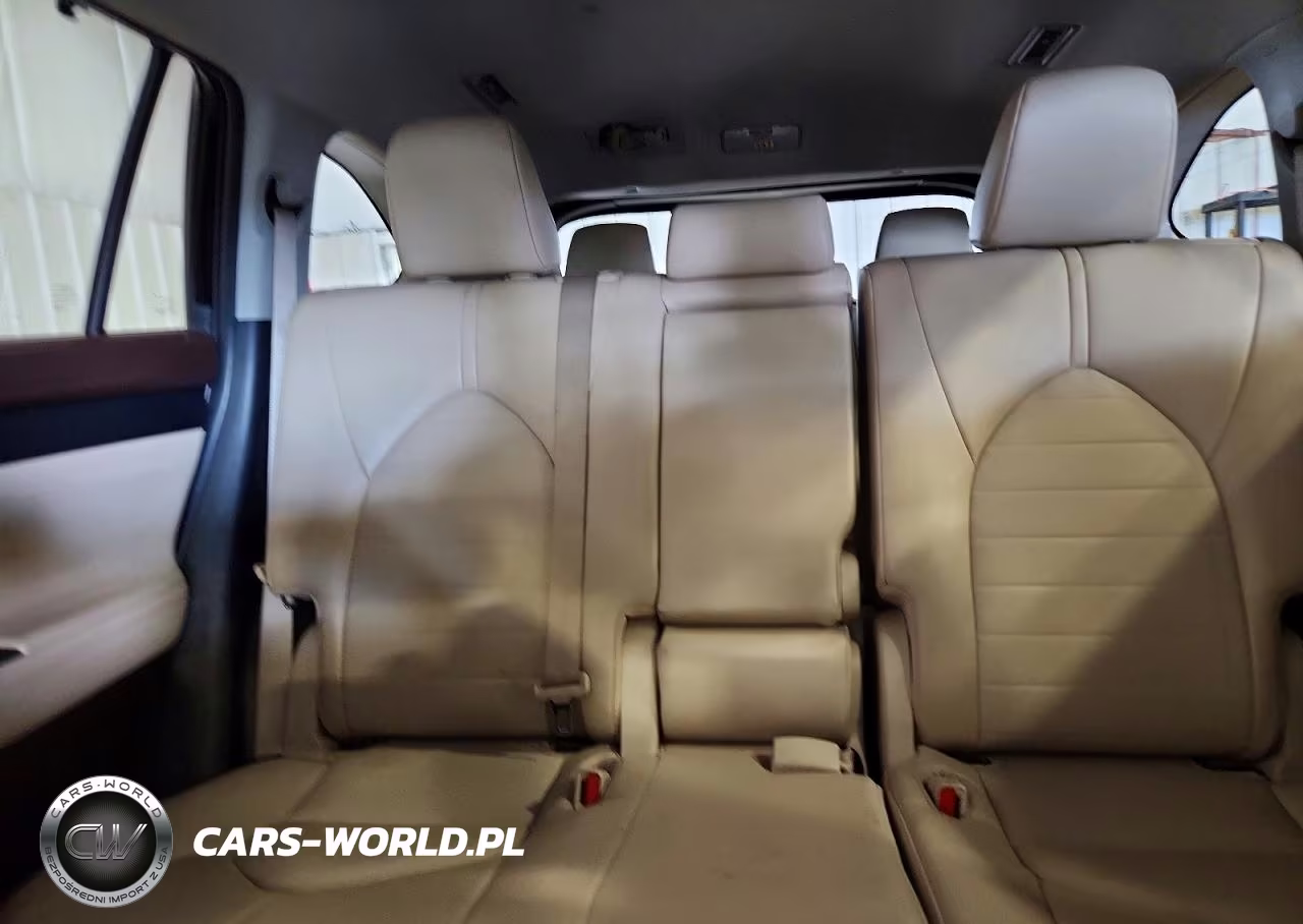 2022 Toyota Highlander Xle VIN:5TDGZRBH5NS231038 - 10