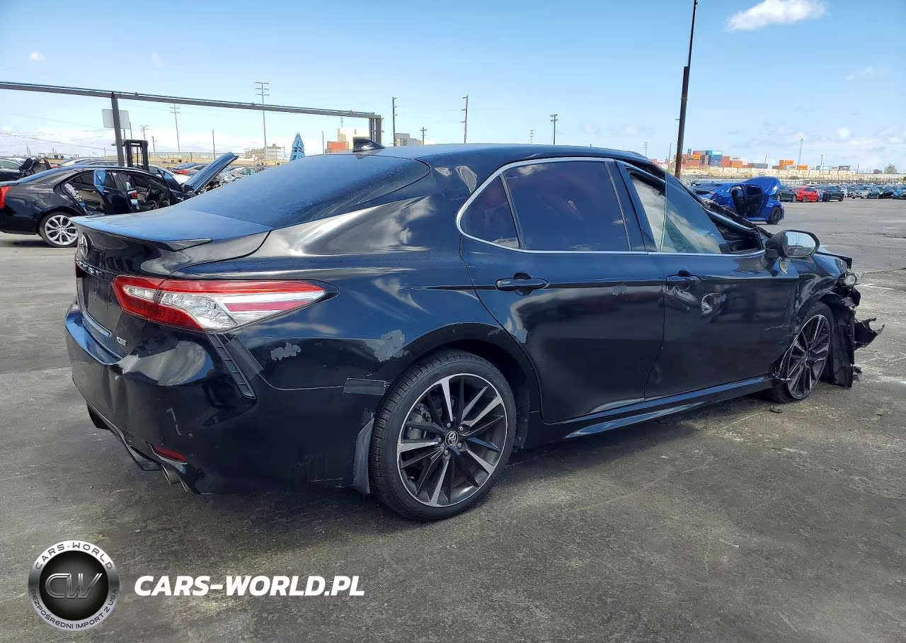 2020 Toyota Camry Xse VIN:4T1K61AK0LU913945 - 3