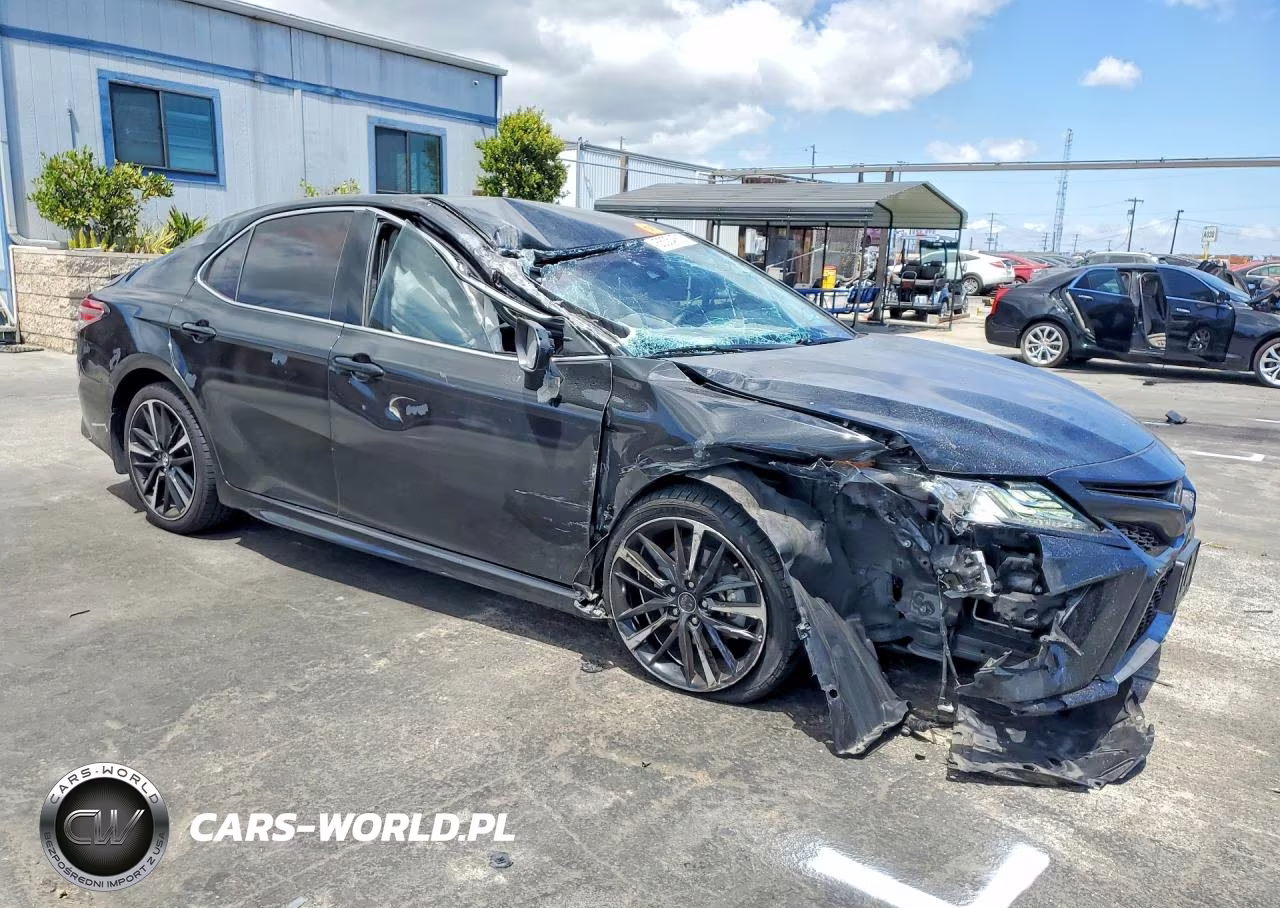 2020 Toyota Camry Xse VIN:4T1K61AK0LU913945 - 4
