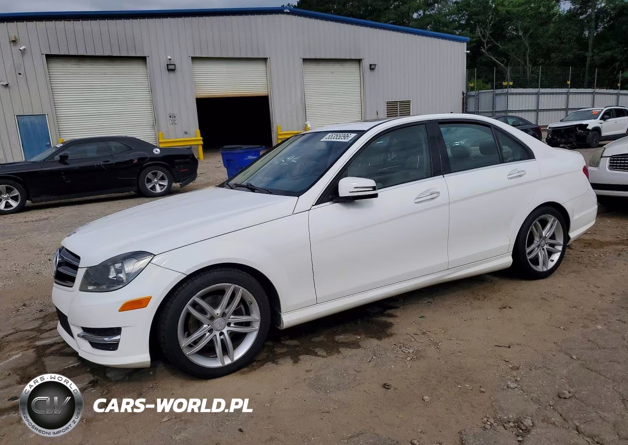 2014 Mercedes-Benz C 250 – zdjęcie 1 z 12