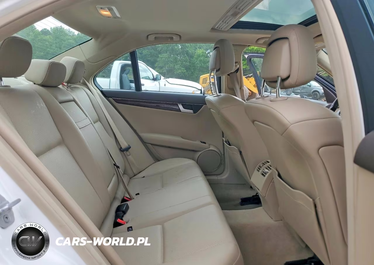 2014 Mercedes-Benz C 250 VIN:WDDGF4HB0ER315156 - 10