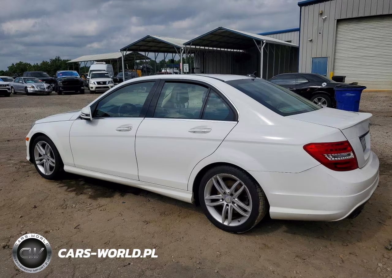2014 Mercedes-Benz C 250 VIN:WDDGF4HB0ER315156 - 2