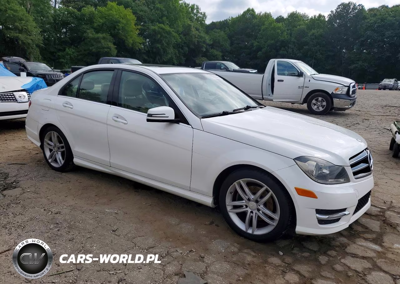 2014 Mercedes-Benz C 250 VIN:WDDGF4HB0ER315156 - 4