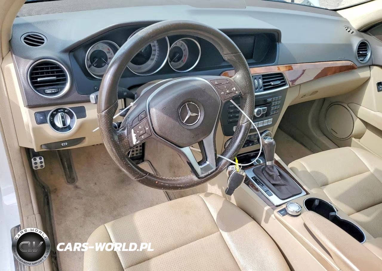 2014 Mercedes-Benz C 250 VIN:WDDGF4HB0ER315156 - 8