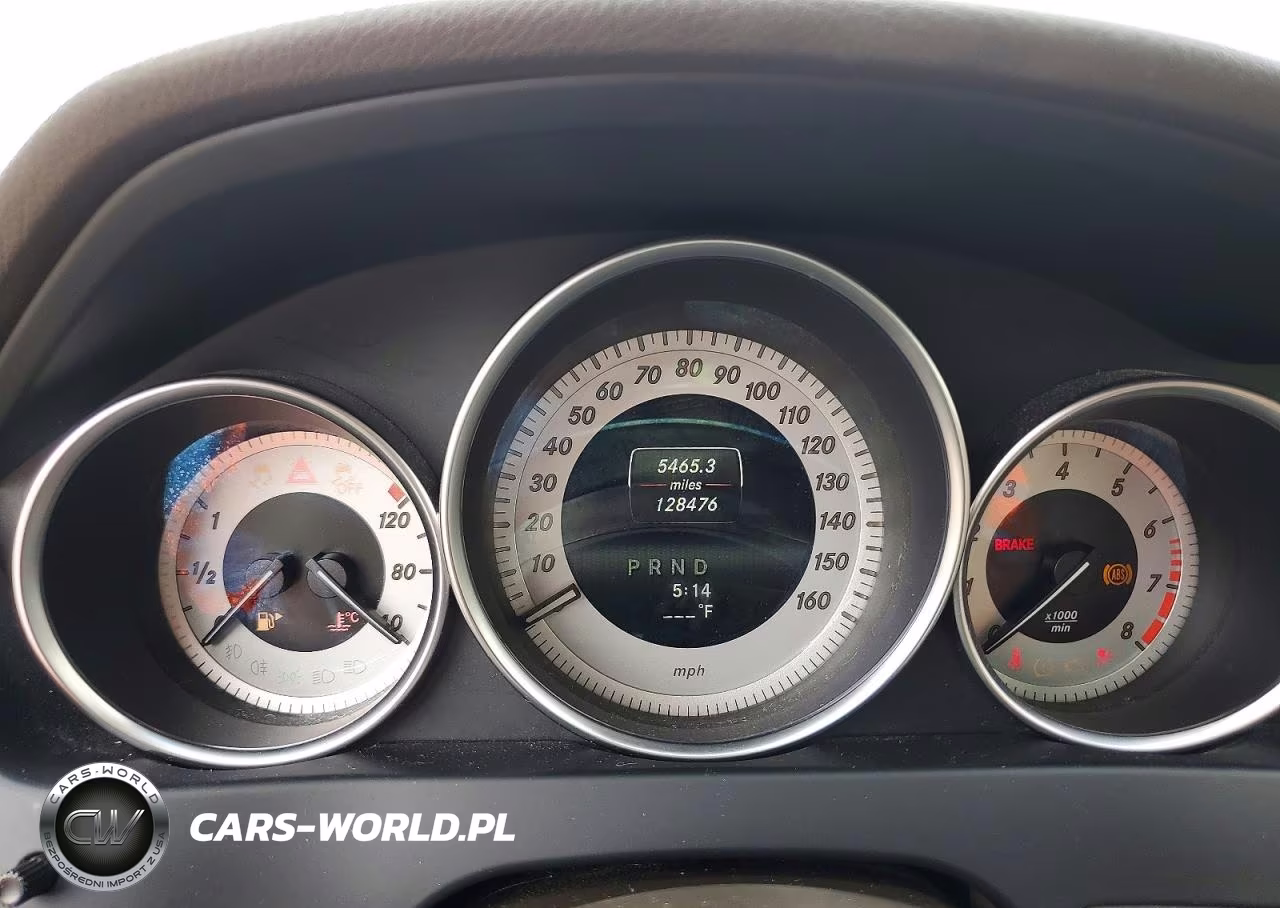 2014 Mercedes-Benz C 250 VIN:WDDGF4HB0ER315156 - 9