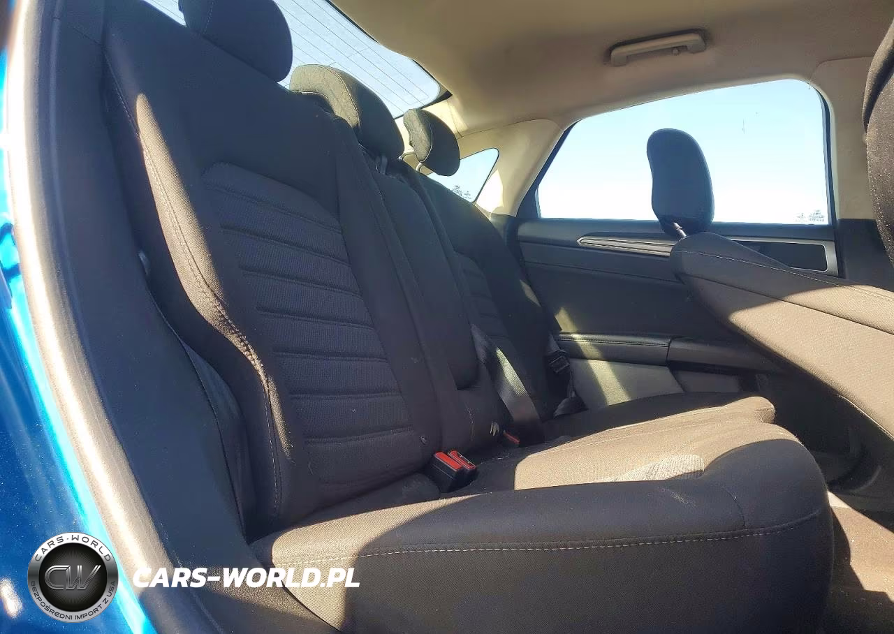 2020 Ford Fusion Se VIN:3FA6P0HD5LR261888 - 10