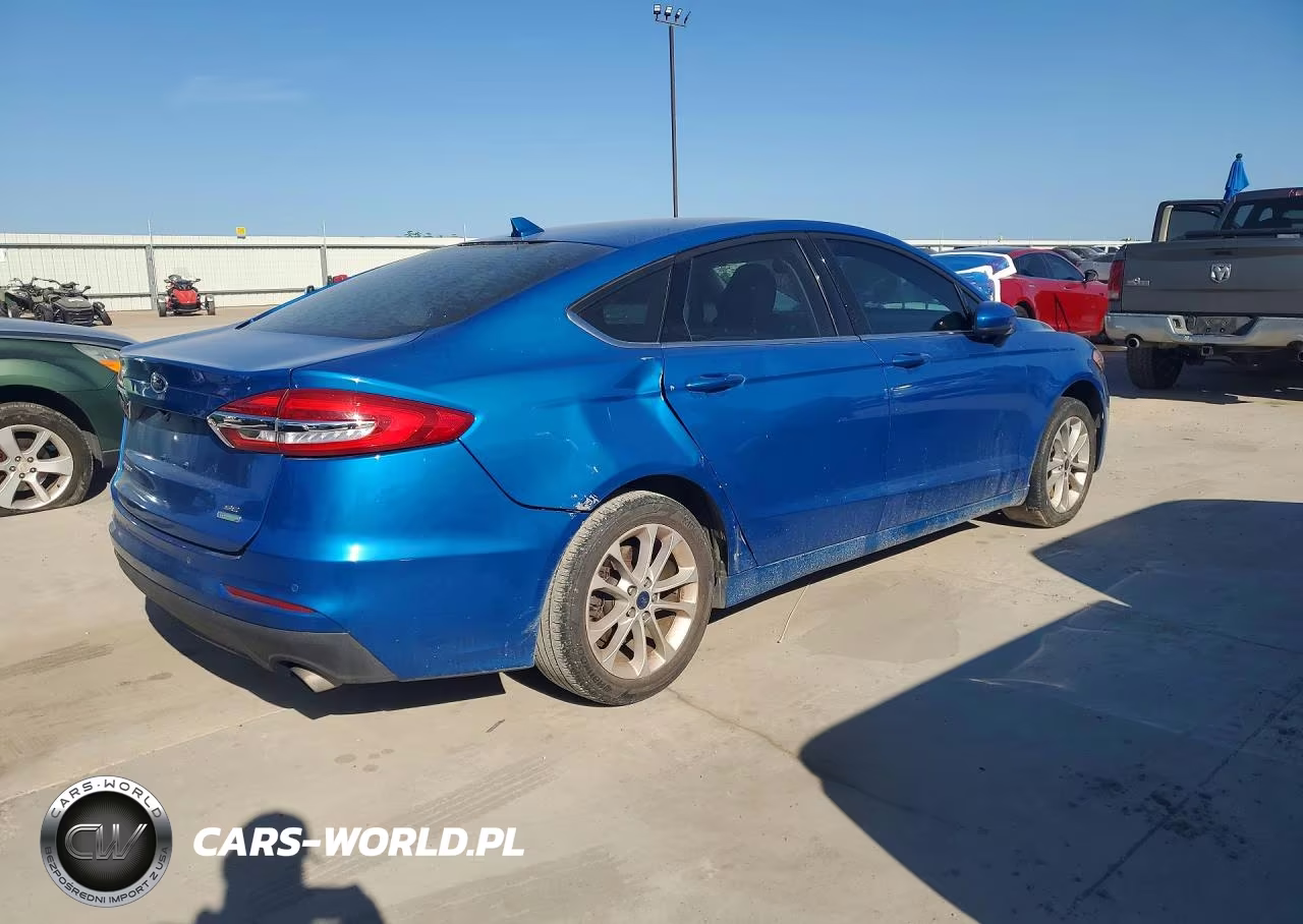 2020 Ford Fusion Se VIN:3FA6P0HD5LR261888 - 3