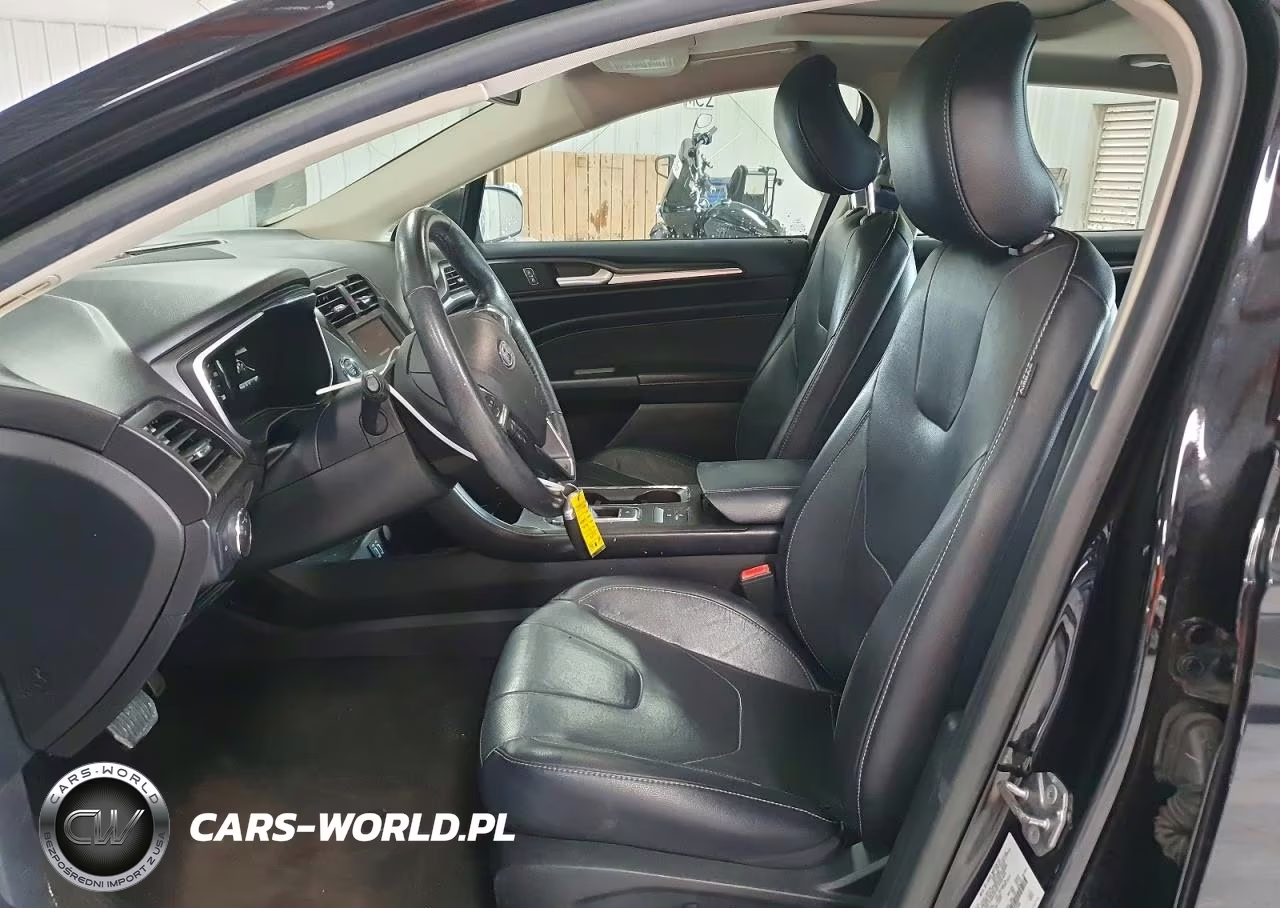 2019 Ford Fusion Titanium VIN:3FA6P0RU5KR261046 - 7