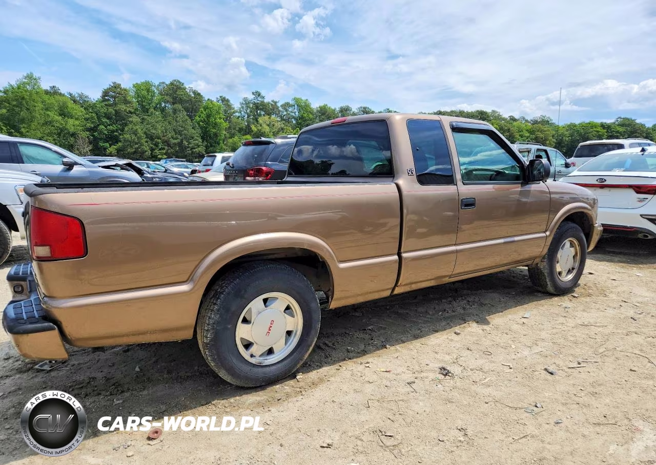 2003 GMC Sonoma VIN:1GTCS19X338224852 - 3