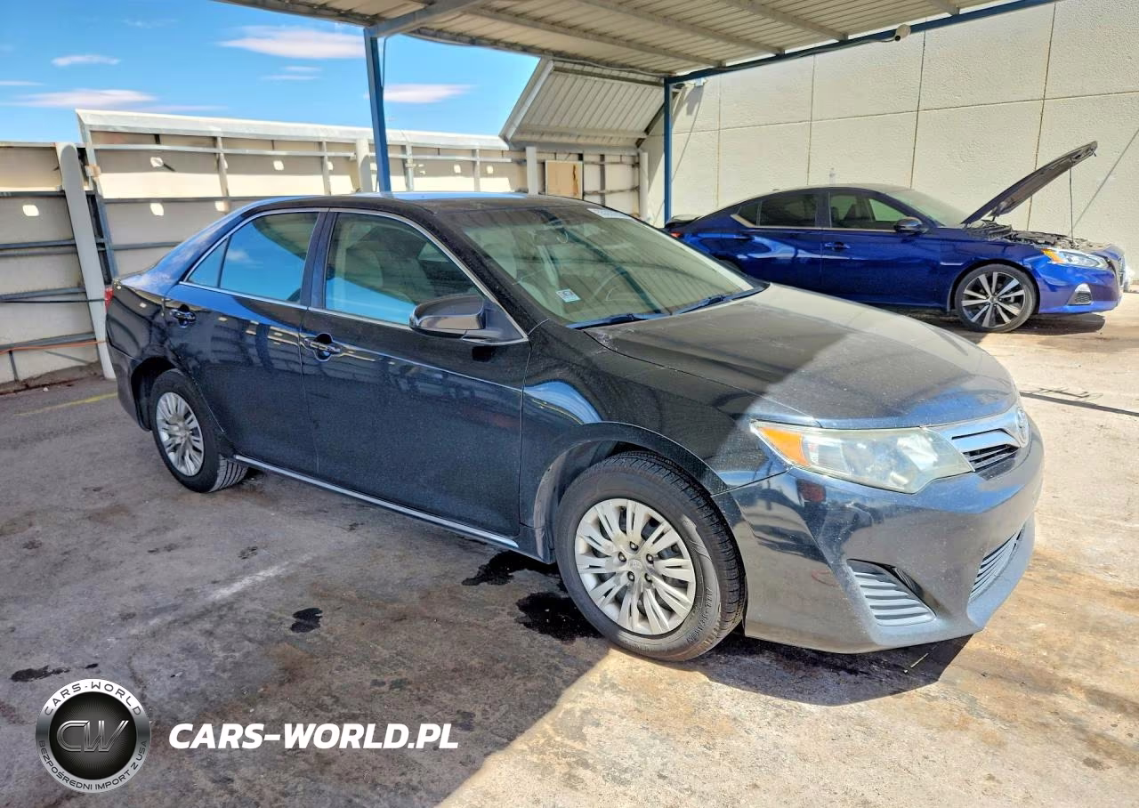 2014 Toyota Camry Le VIN:4T1BF1FK7EU421571 - 4