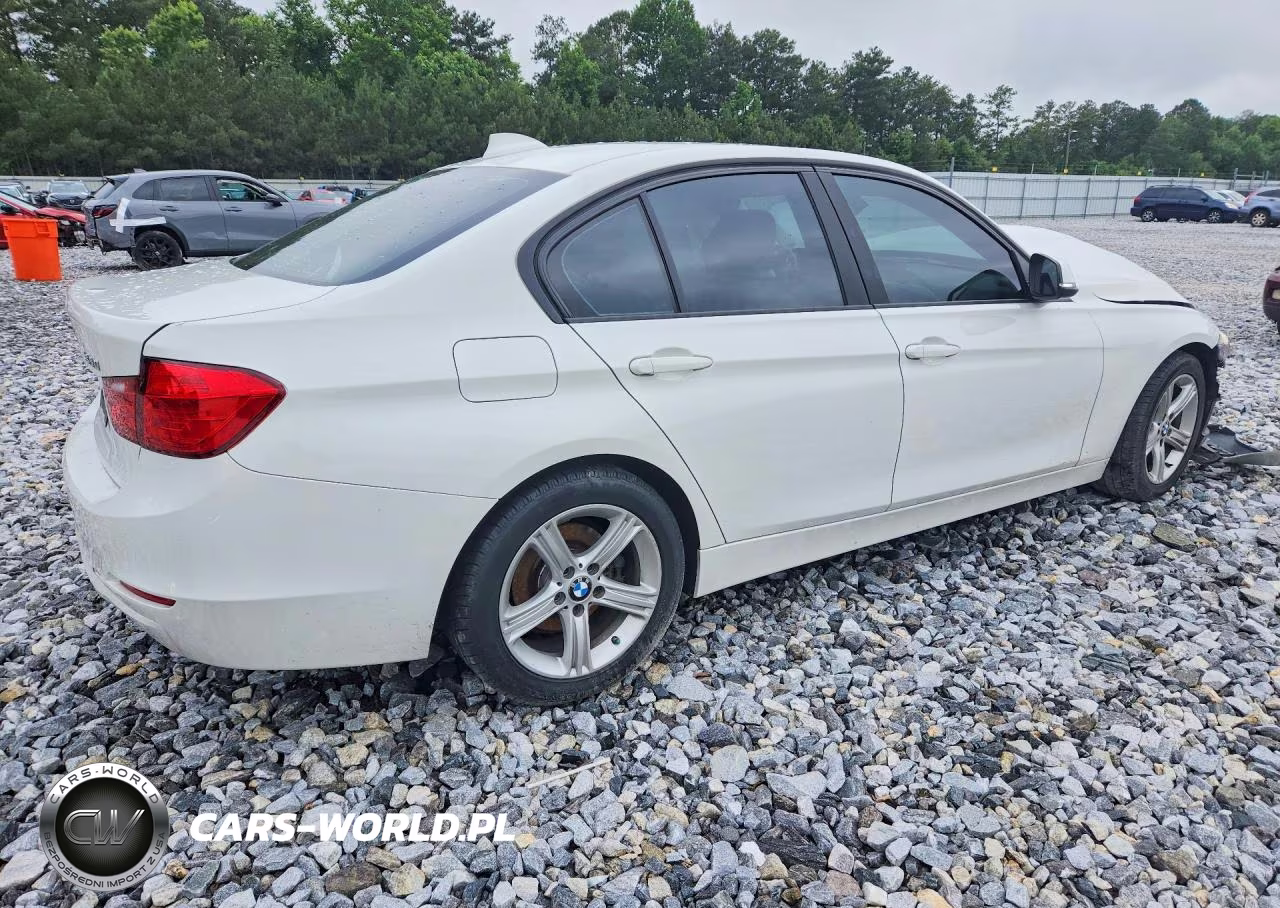 2014 BMW 3 Series VIN:WBA3B1G50ENS79052 - 3