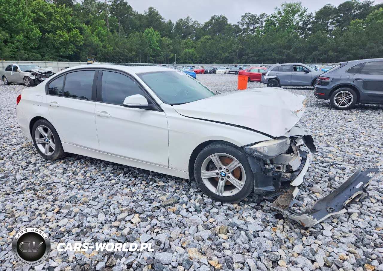 2014 BMW 3 Series VIN:WBA3B1G50ENS79052 - 4