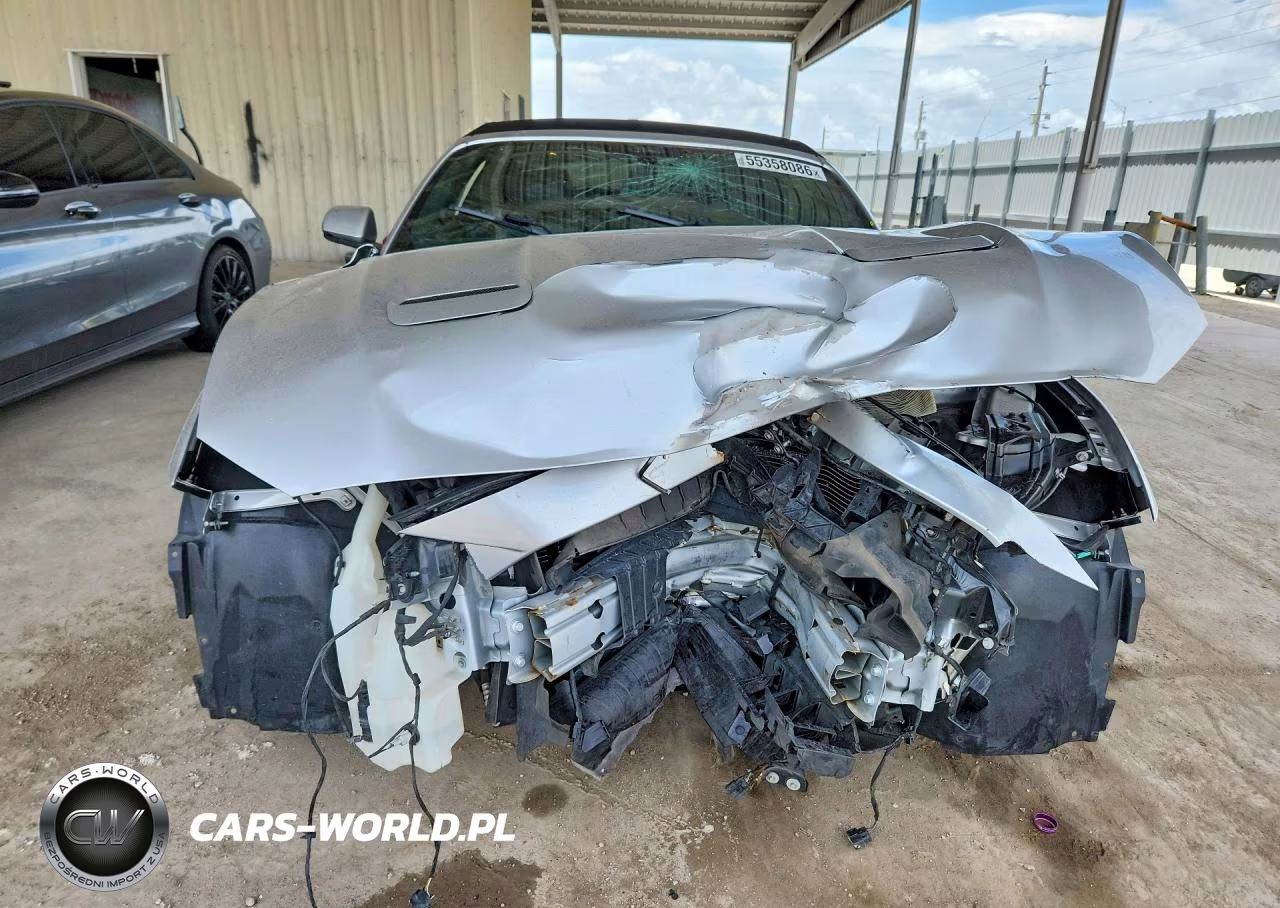 2019 Ford Mustang VIN:1FATP8UH9K5179304 - 5