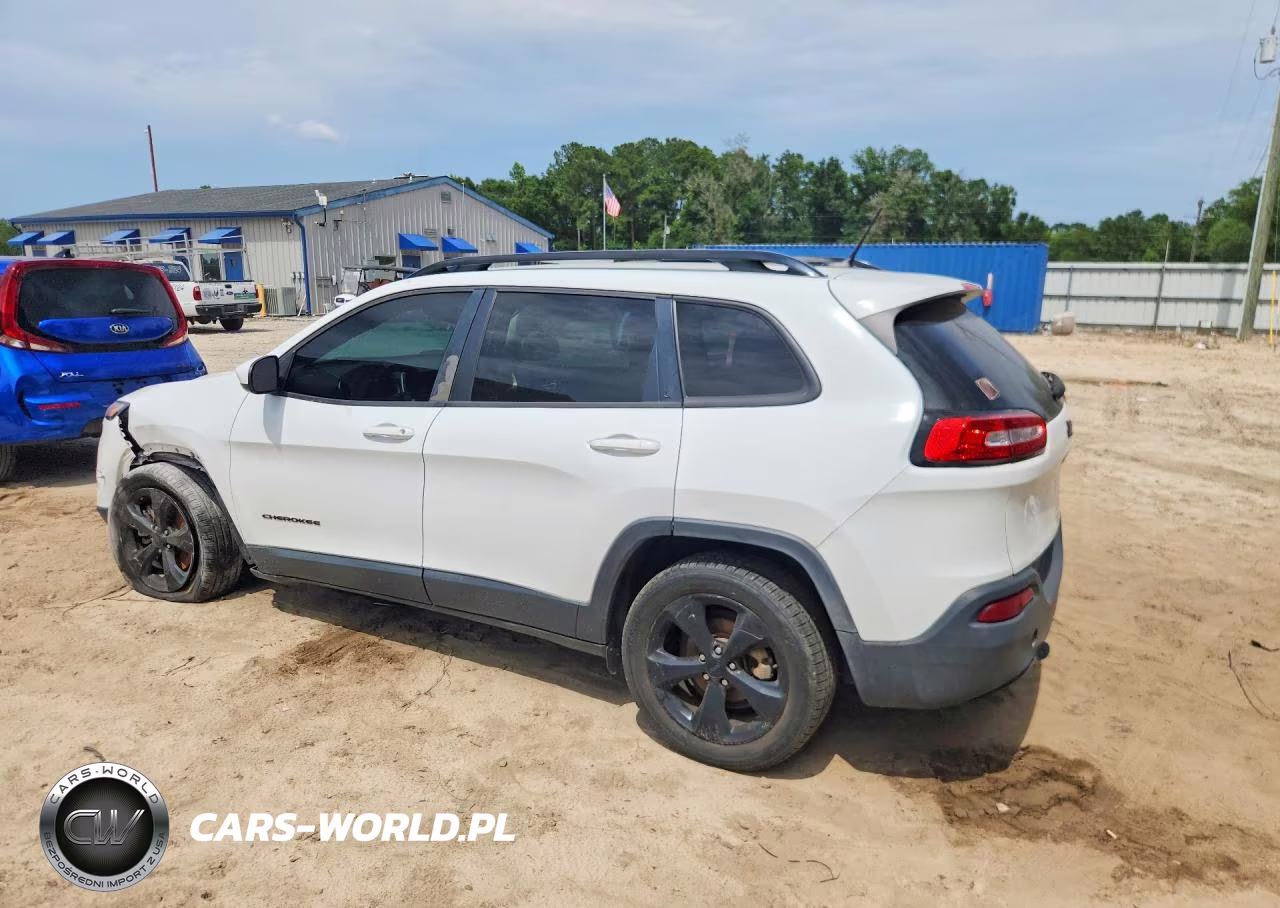 2018 Jeep Cherokee Latitude VIN:1C4PJLCB7JD551966 - 2