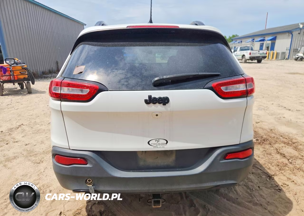 2018 Jeep Cherokee Latitude VIN:1C4PJLCB7JD551966 - 6
