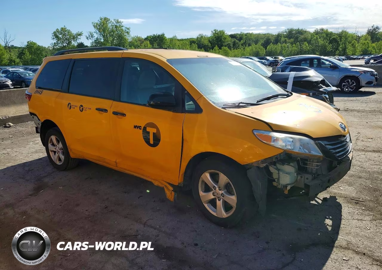 2016 Toyota Sienna Le VIN:5TDKK3DC4GS762814 - 4