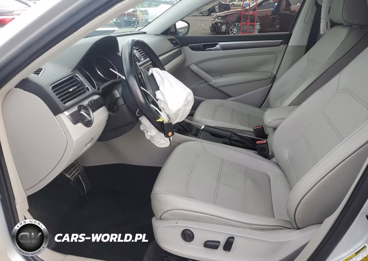 2017 Volkswagen Passat R-Line VIN:1VWDT7A31HC044185 - 7