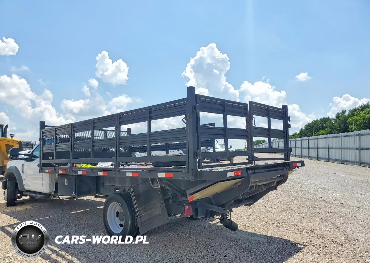 2022 Ford F550 Super Duty VIN:1FDUF5GN8NDA27201 - 3