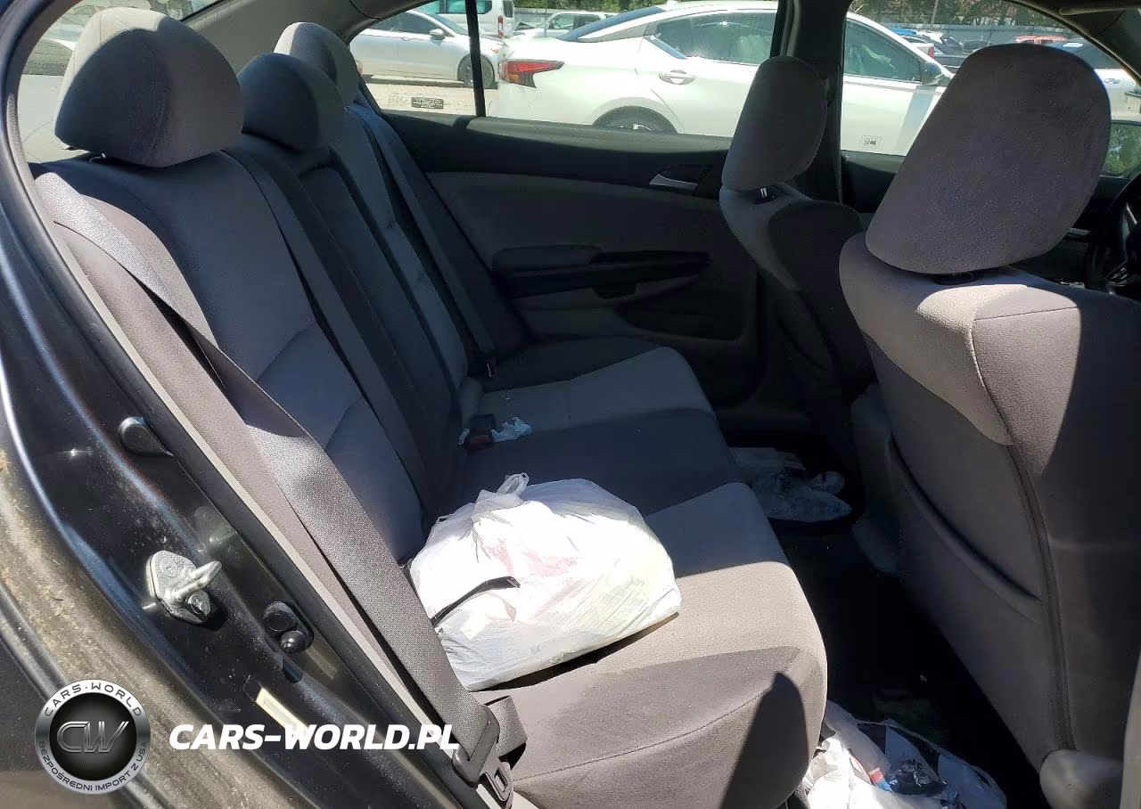2008 Honda Accord Lx VIN:JHMCP26338C038157 - 10