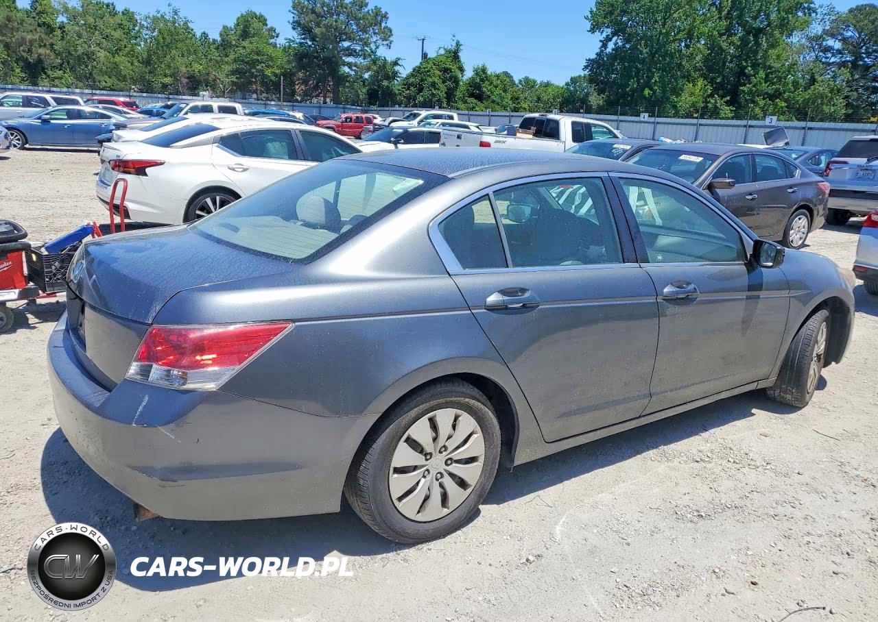 2008 Honda Accord Lx VIN:JHMCP26338C038157 - 3