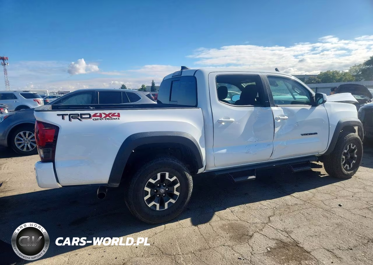 2019 Toyota Tacoma Trd Off-Road VIN:3TMCZ5ANXKM240702 - 3