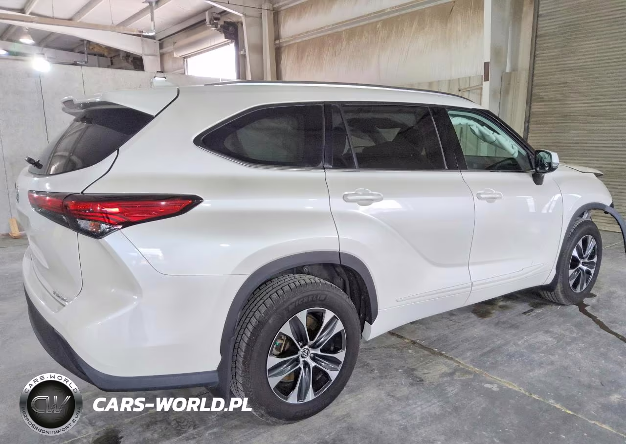 2020 Toyota Highlander Xle VIN:5TDGZRBH0LS502245 - 3