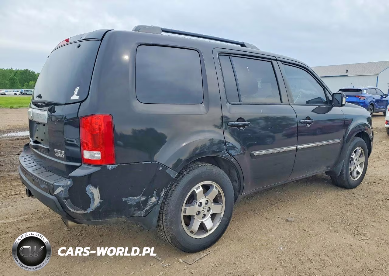 2011 Honda Pilot Touring VIN:5FNYF4H9XBB096400 - 3
