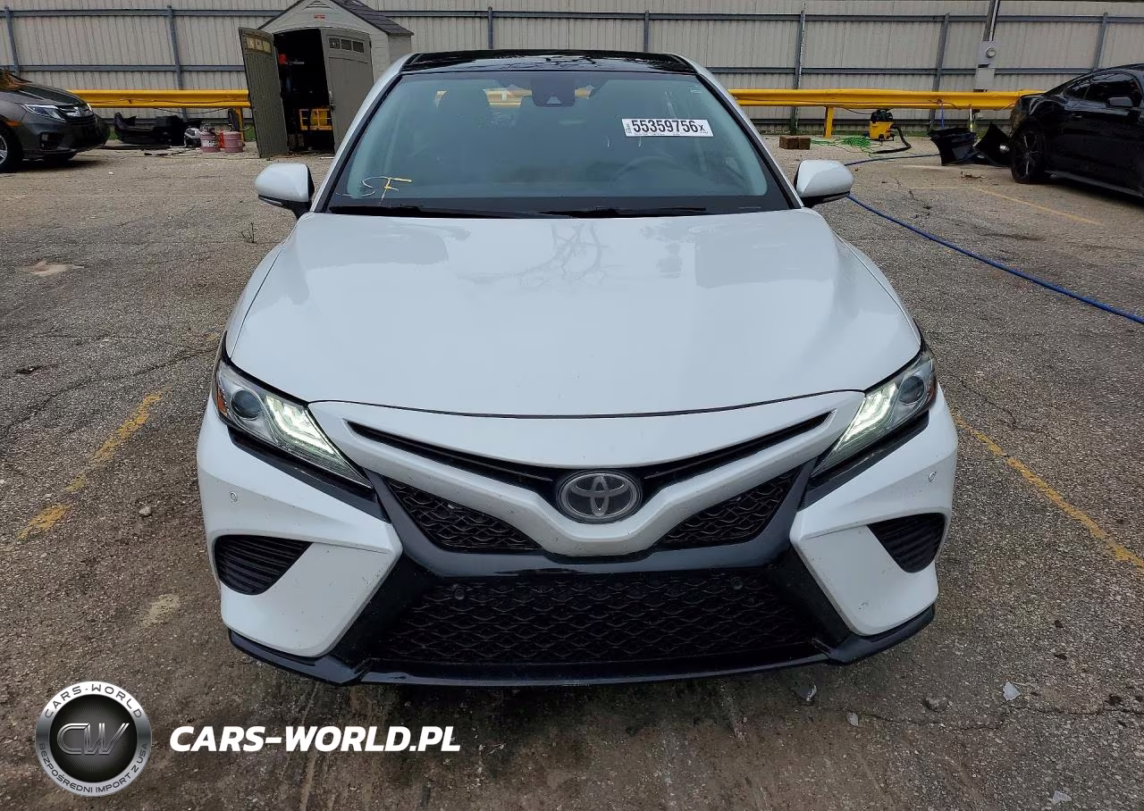 2018 Toyota Camry Xse VIN:4T1B61HK4JU025153 - 5