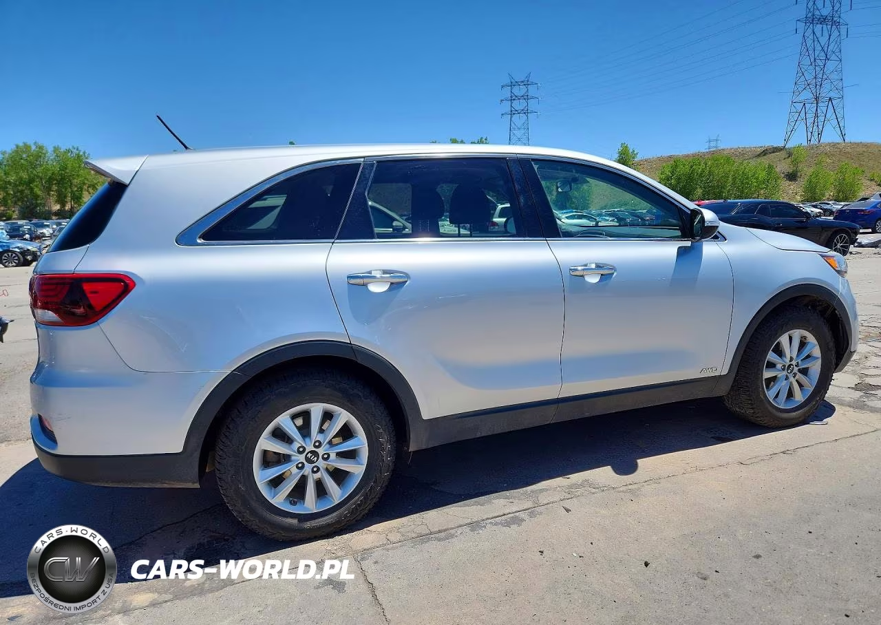 2019 Kia Sorento Lx V6 VIN:5XYPGDA56KG486094 - 3