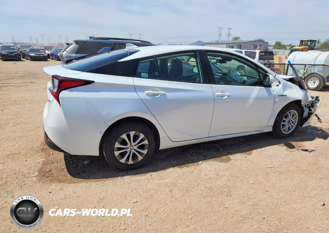 2019 Toyota Prius Le Awd-E VIN:JTDL9RFU1K3002892 - 3