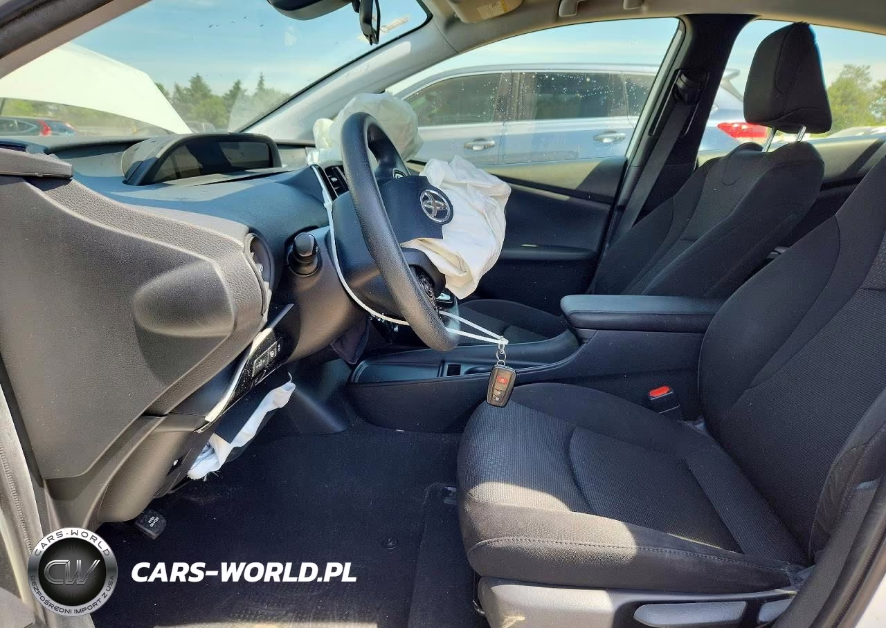 2019 Toyota Prius Le Awd-E VIN:JTDL9RFU1K3002892 - 7