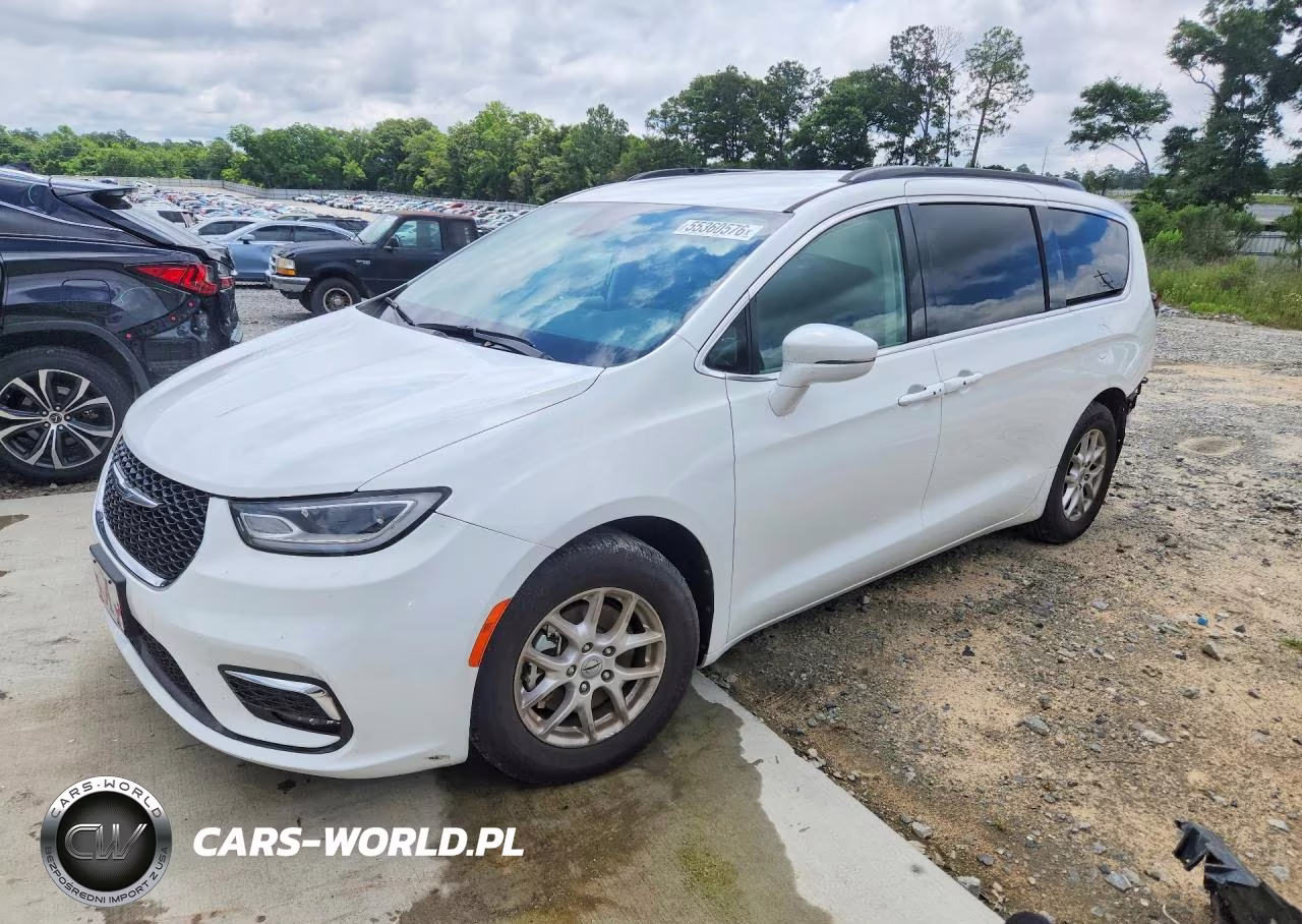 2022 Chrysler Pacifica Touring L