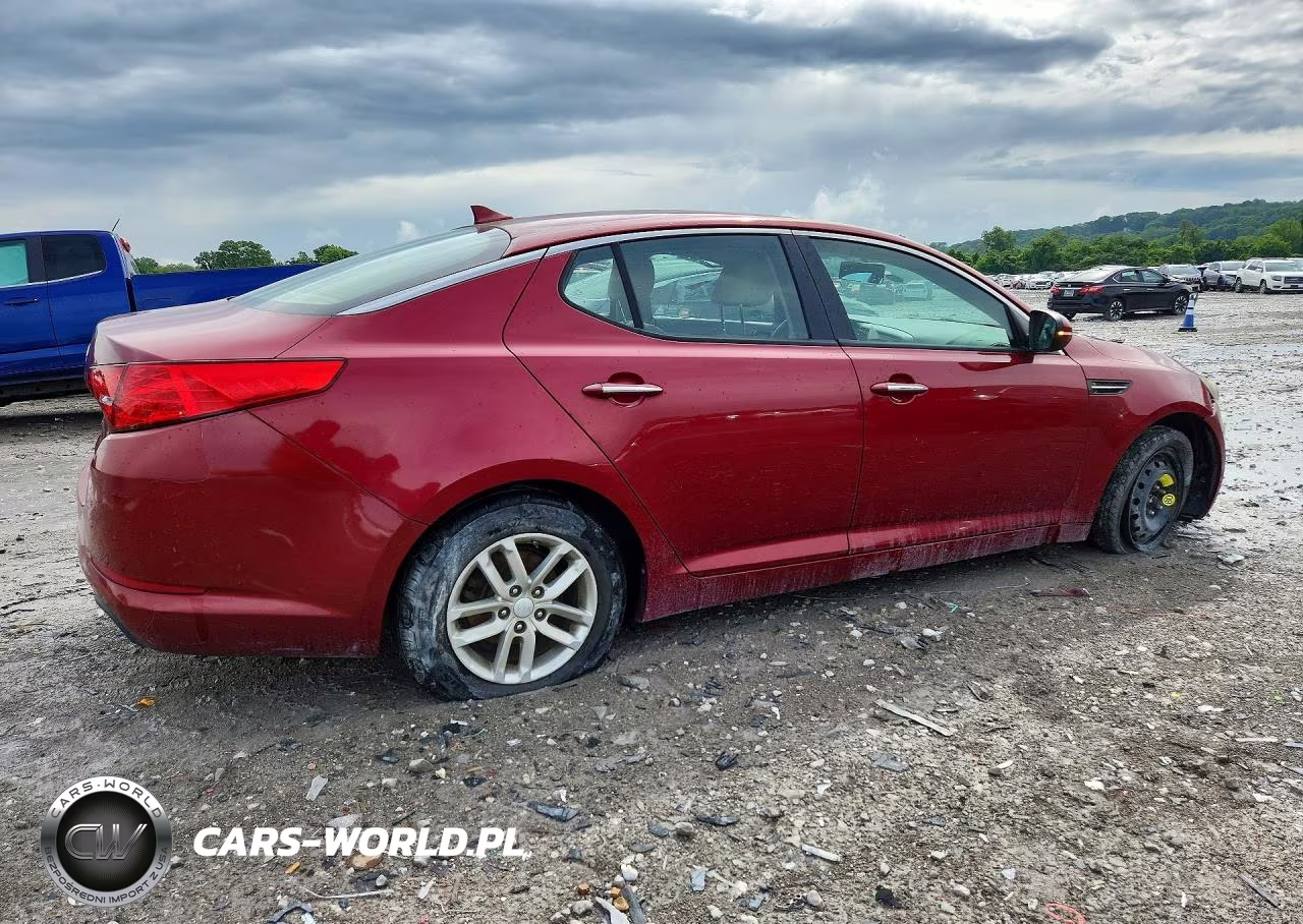 2012 Kia Optima Lx VIN:5XXGM4A75CG012640 - 3