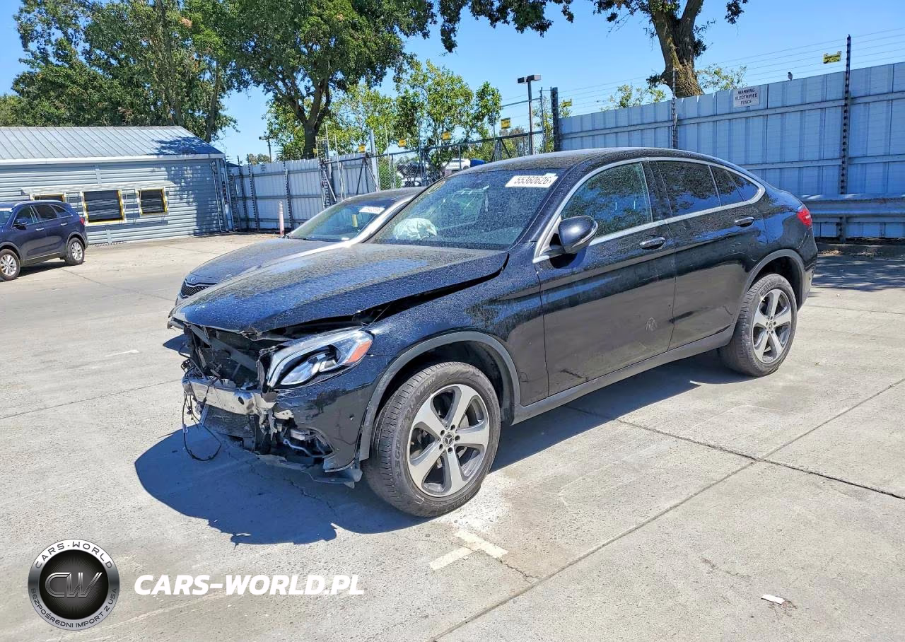 2019 Mercedes-Benz Glc Coupe 300 4Matic – zdjęcie 1 z 12