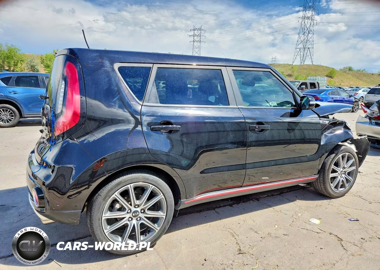 2018 Kia Soul ! VIN:KNDJX3AA6J7551146 - 3