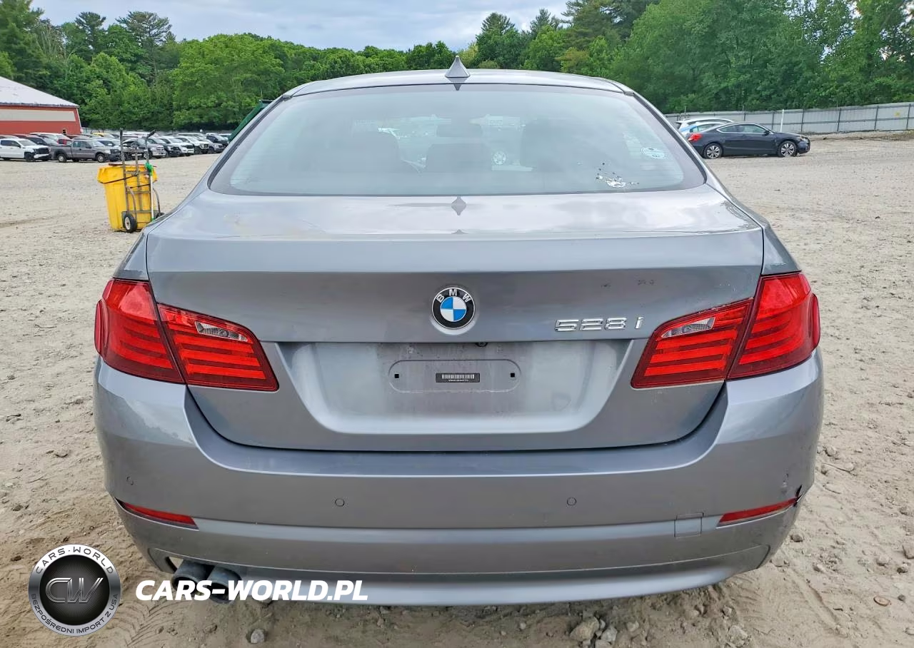 2012 BMW 528 Xi VIN:WBAXH5C58CDW07978 - 6