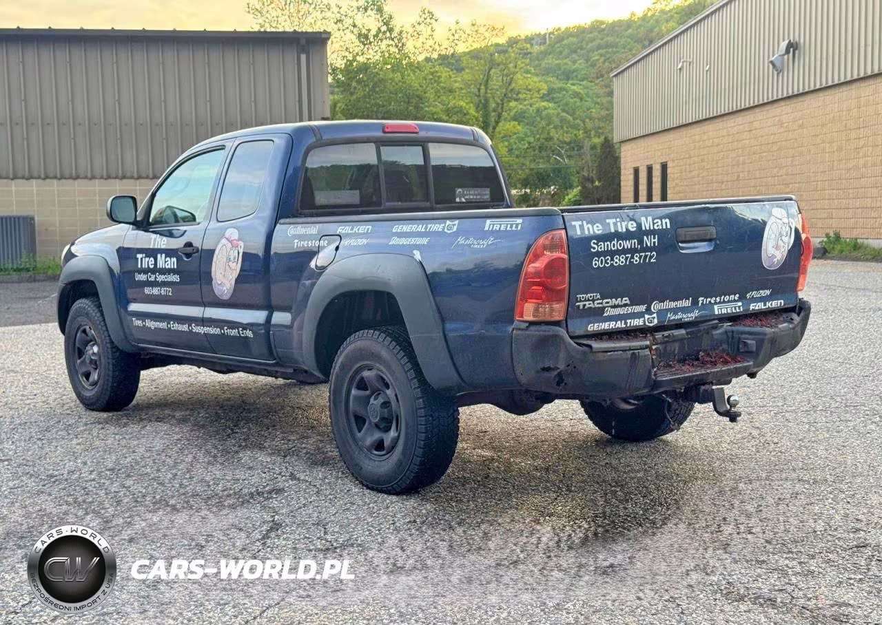 2008 Toyota Tacoma Access Cab VIN:5TEUX42N18Z583364 - 3
