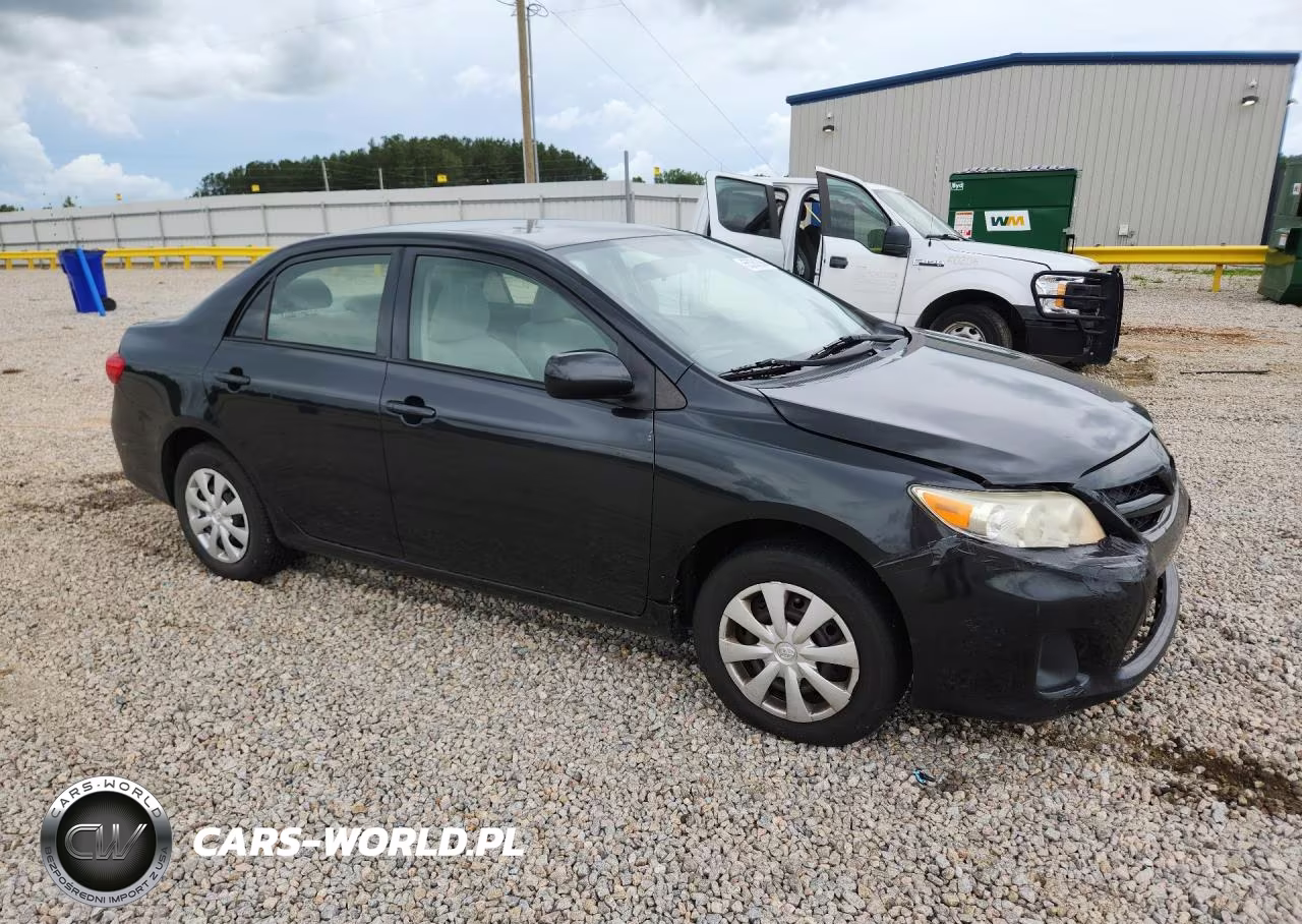 2011 Toyota Corolla Le VIN:JTDBU4EE8BJ090701 - 4