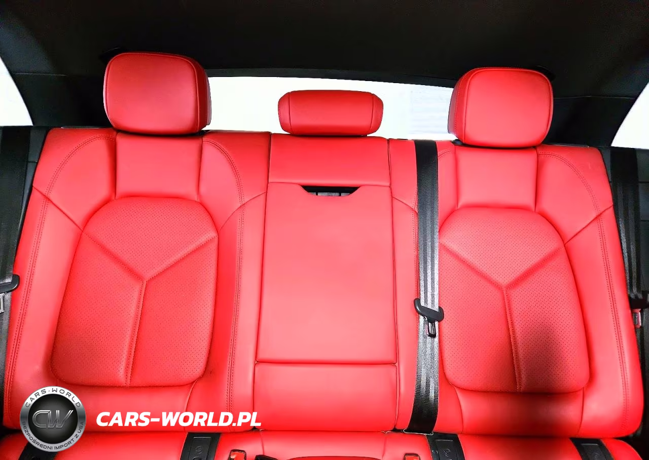 2020 Porsche Macan S VIN:WP1AB2A53LLB36287 - 10