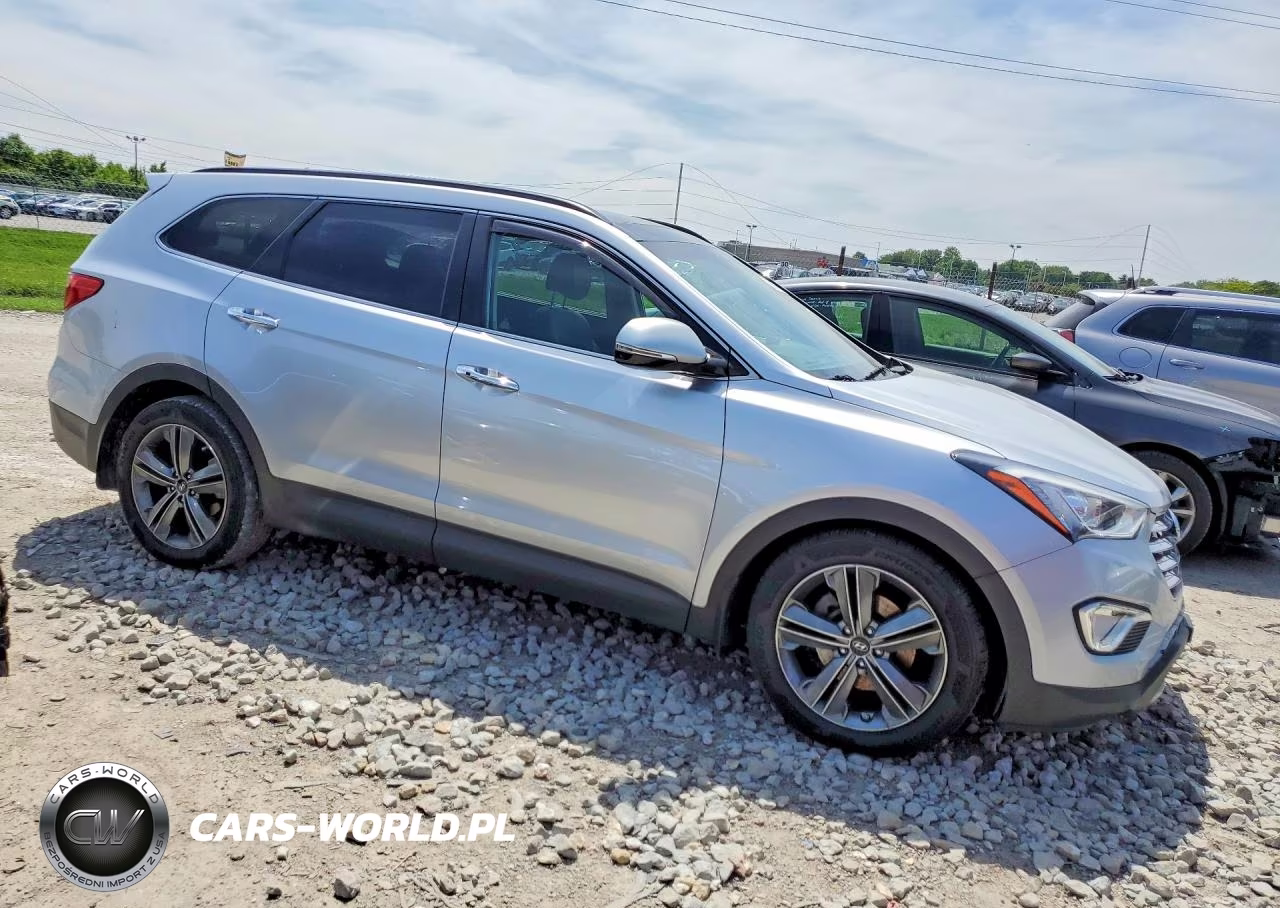 2016 Hyundai Santa Fe Limited VIN:KM8SRDHF9GU130677 - 4