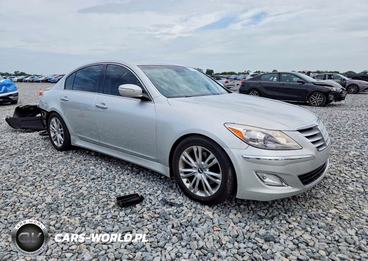 2012 Hyundai Genesis 3.8L VIN:KMHGC4DD1CU158253 - 4
