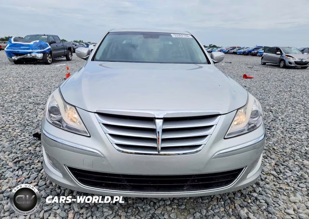 2012 Hyundai Genesis 3.8L VIN:KMHGC4DD1CU158253 - 5