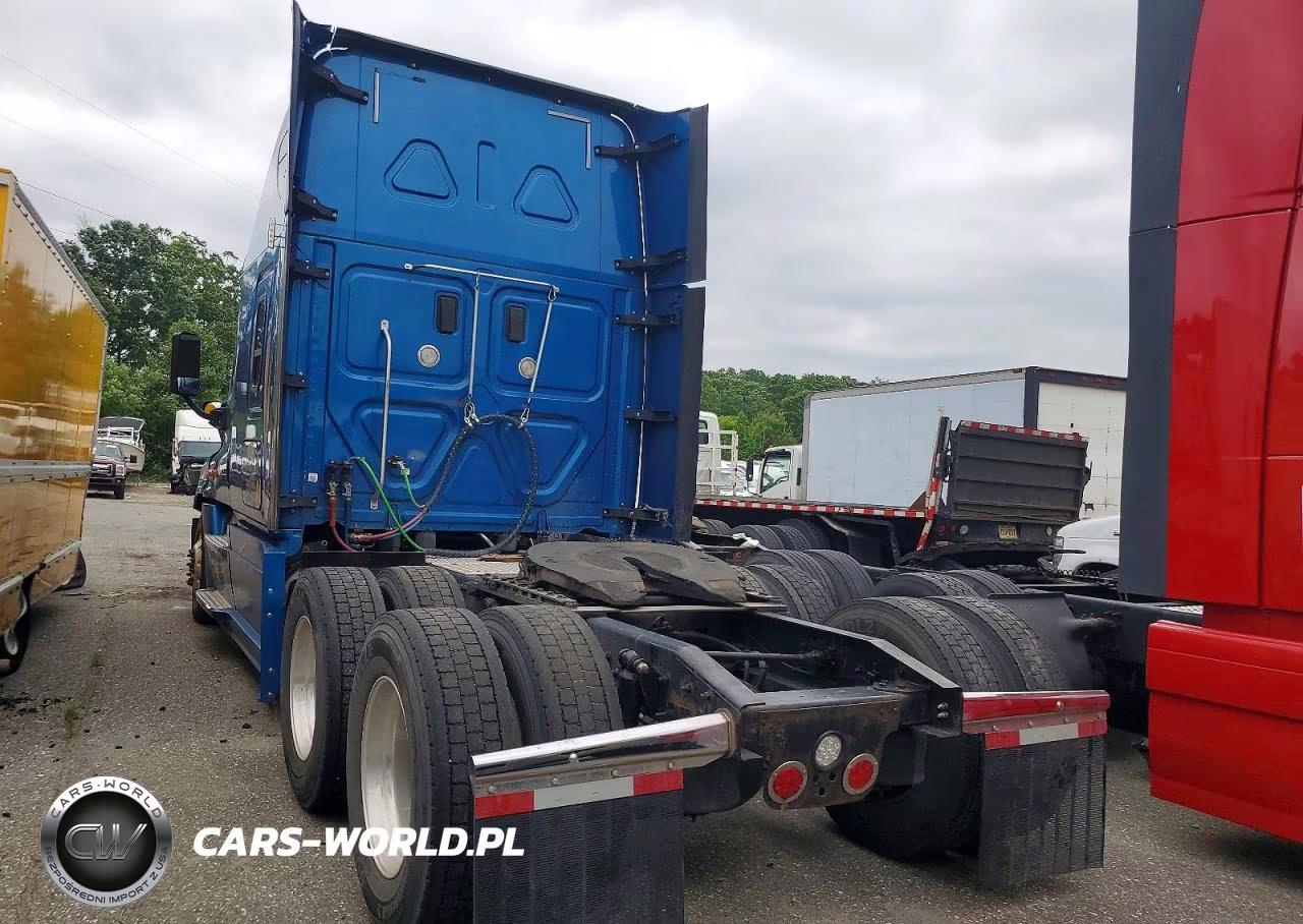 2017 Freightliner Cascadia 125 VIN:3AKJGLDR7HSHR5908 - 3