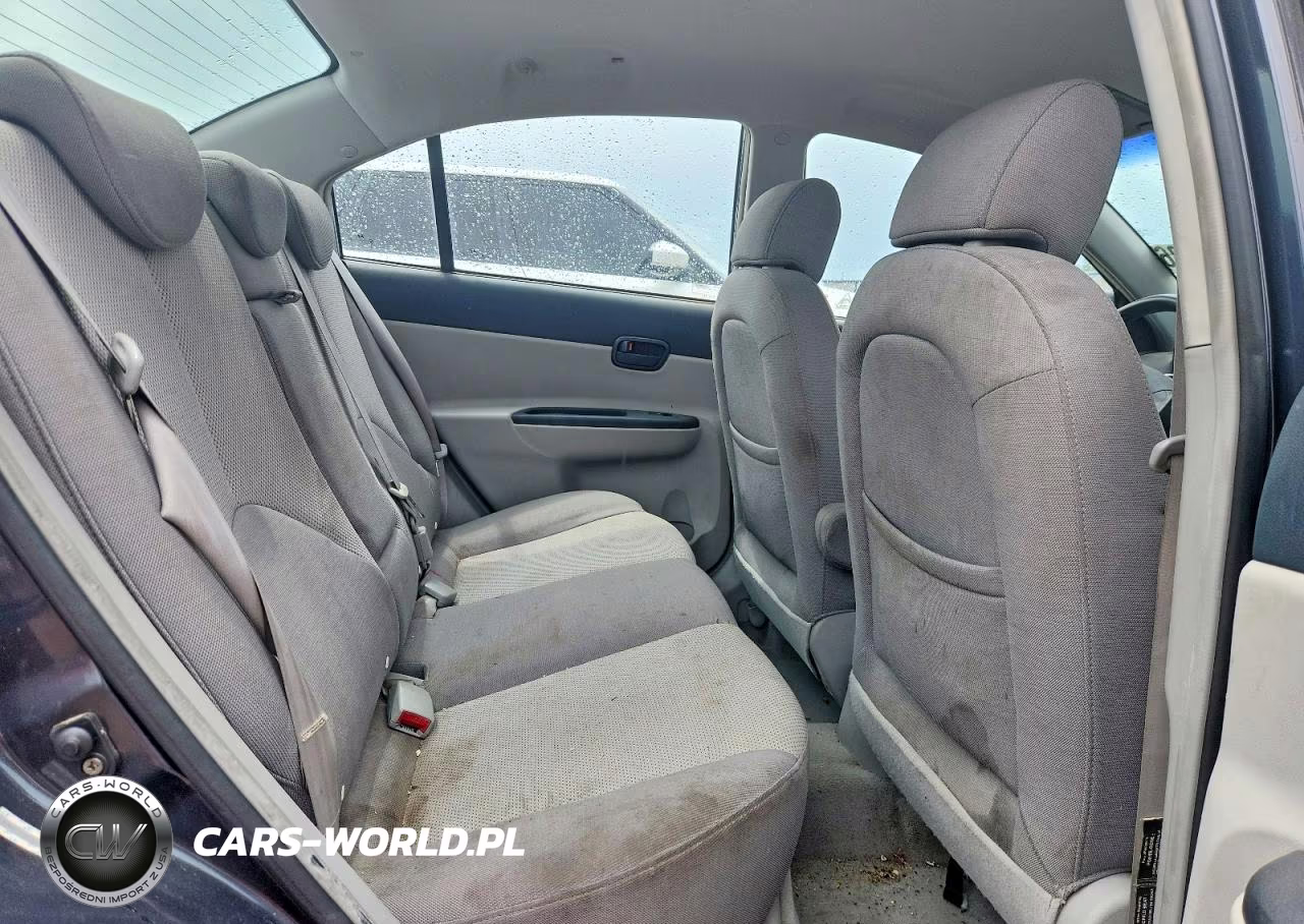 2006 Hyundai Accent Gls VIN:KMHCN46C16U027678 - 10