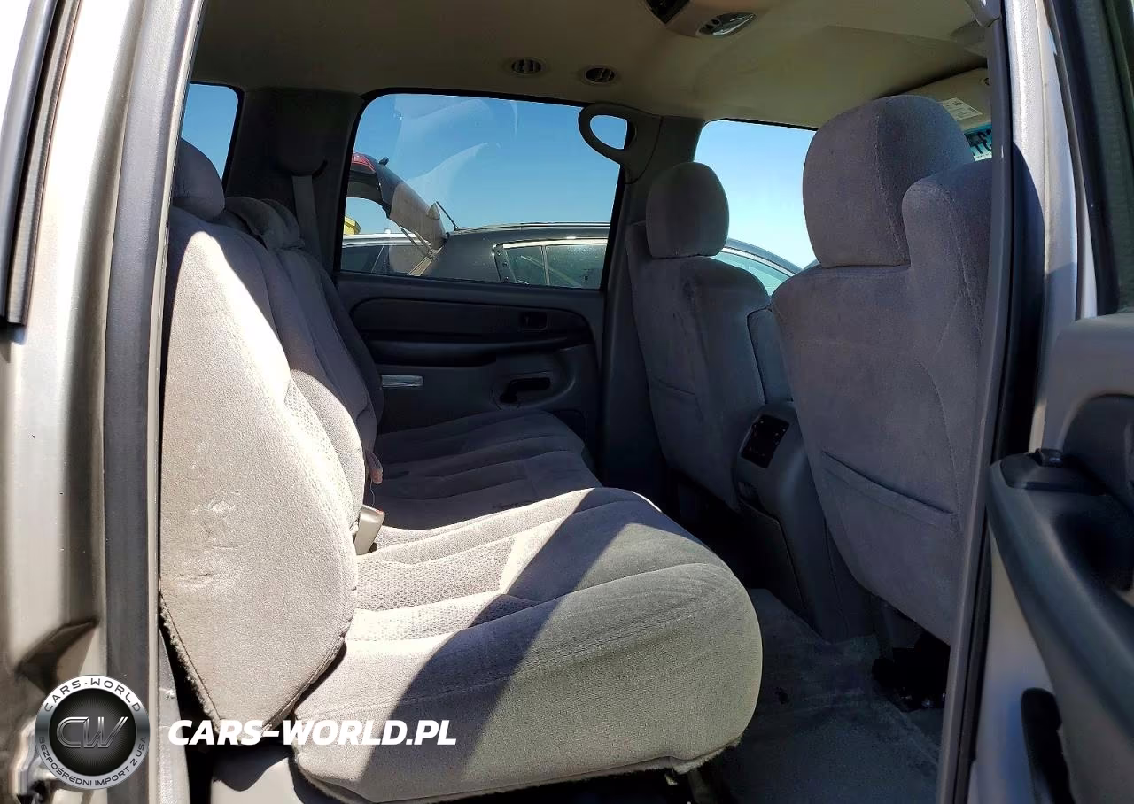2003 Chevrolet Suburban C1500 VIN:3GNEC16T73G152577 - 11
