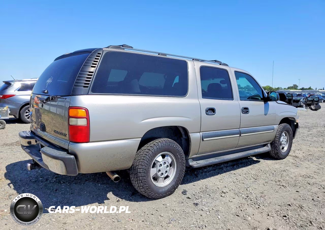 2003 Chevrolet Suburban C1500 VIN:3GNEC16T73G152577 - 3