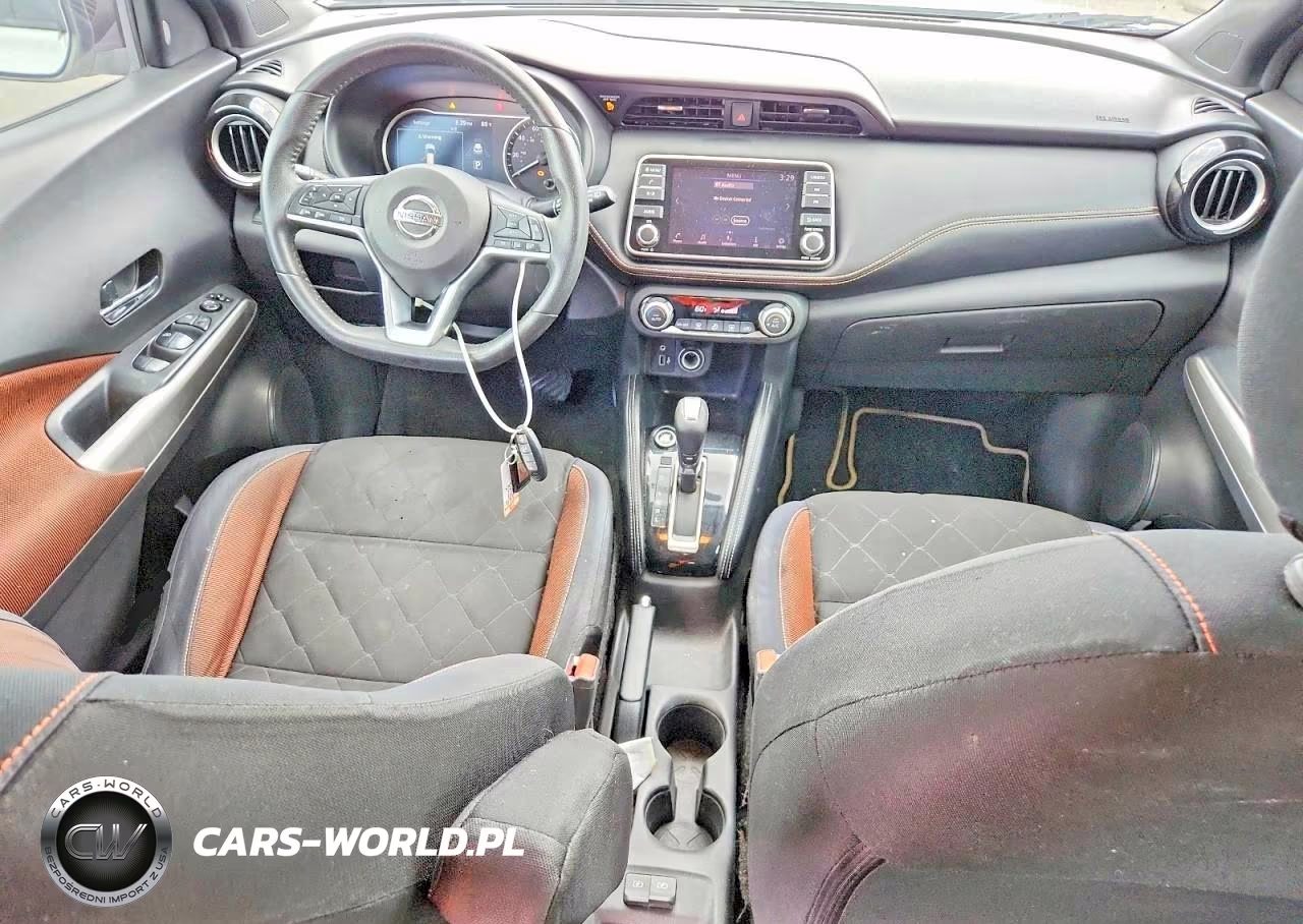 2018 Nissan Kicks Sr VIN:3N1CP5CUXJL525434 - 8
