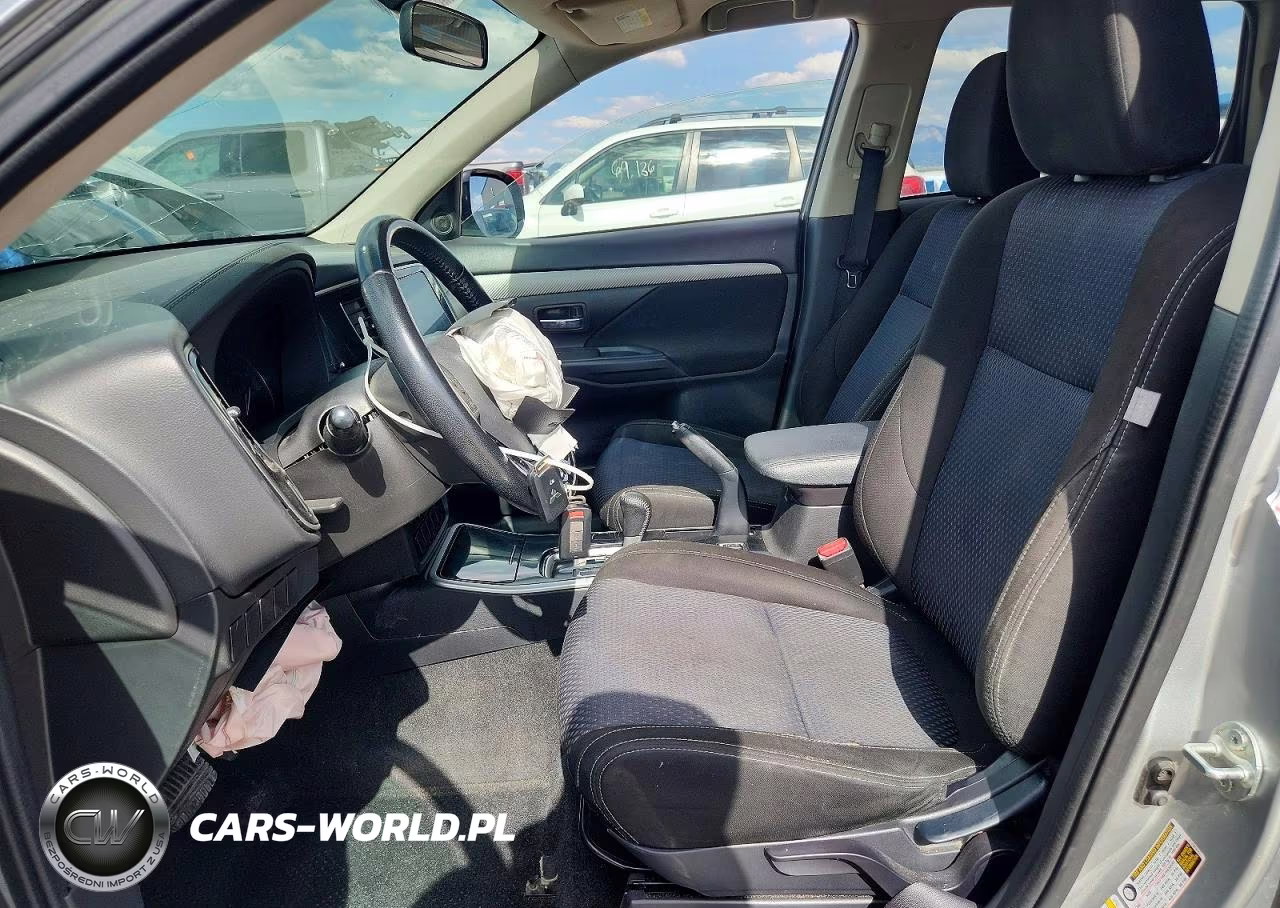 2018 Mitsubishi Outlander Se VIN:JA4AD3A37JZ023639 - 7