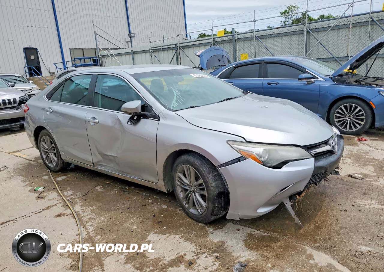 2016 Toyota Camry Se VIN:4T1BF1FK0GU266588 - 4